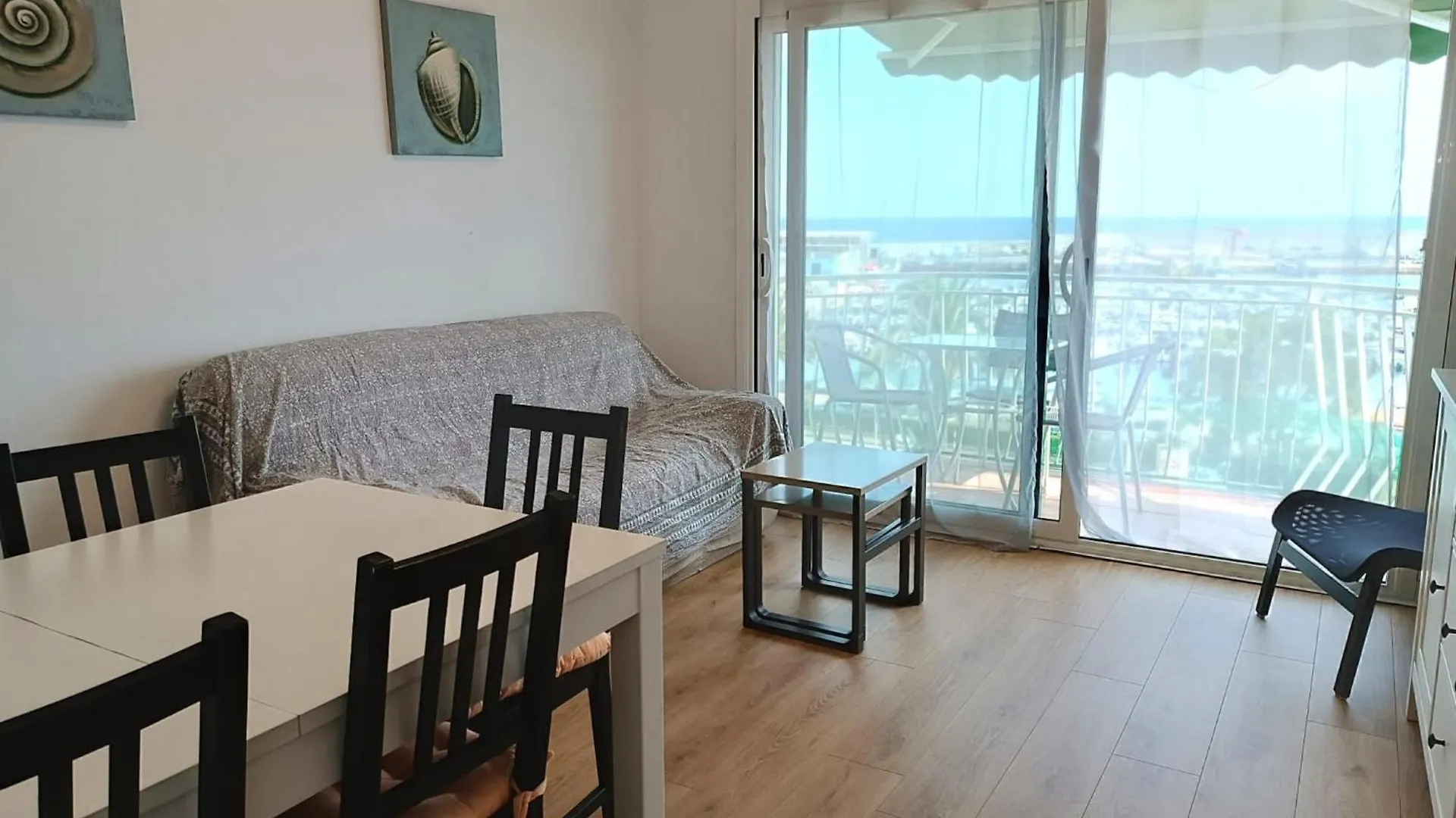 Апартаменты Vivalidays Joan - Blanes - Costa Brava